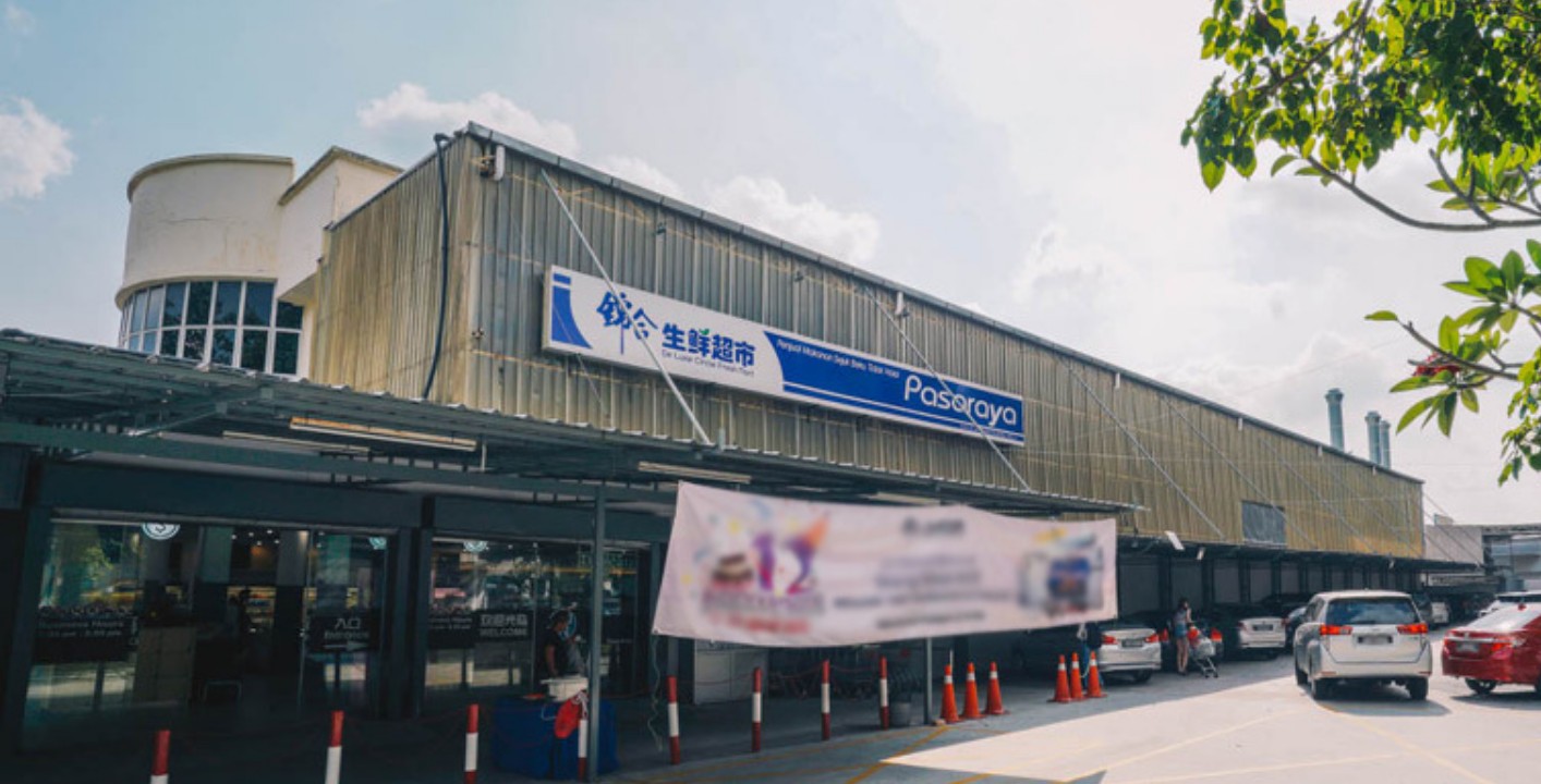 Fresh Mart storefront